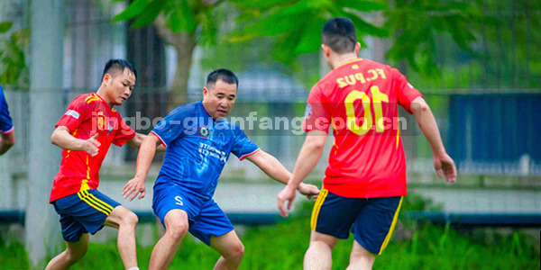 24小时响应时间抽象时钟图标
